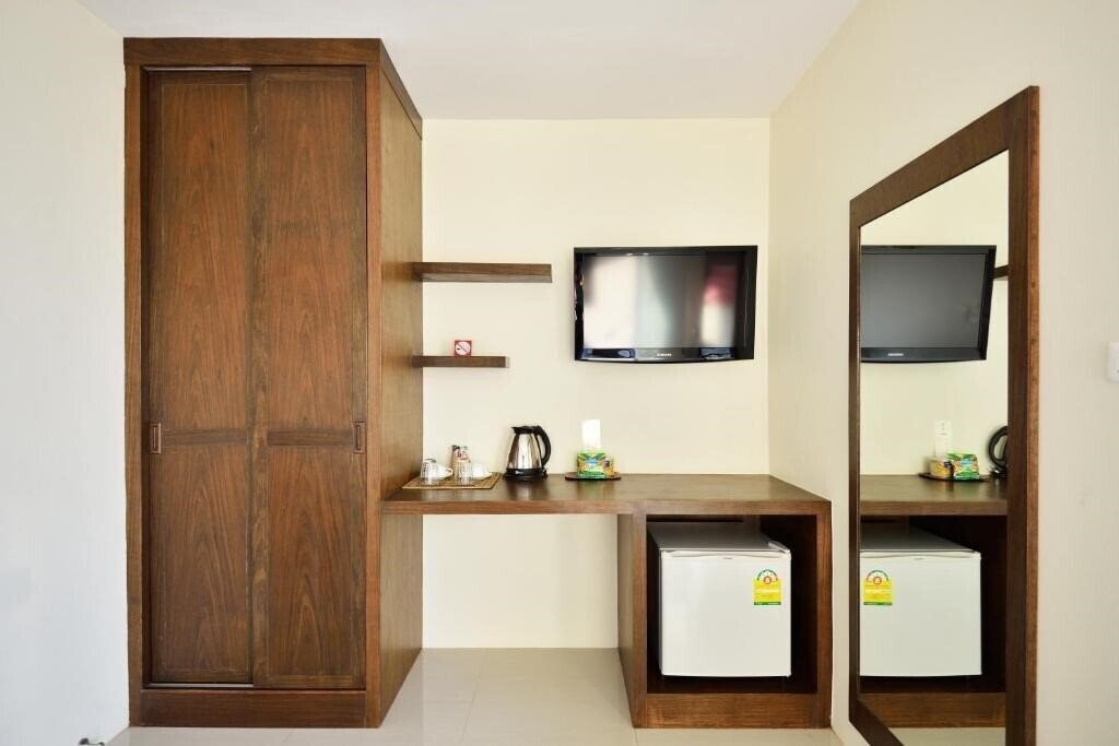 Картинка At Kamala Hotel 3*