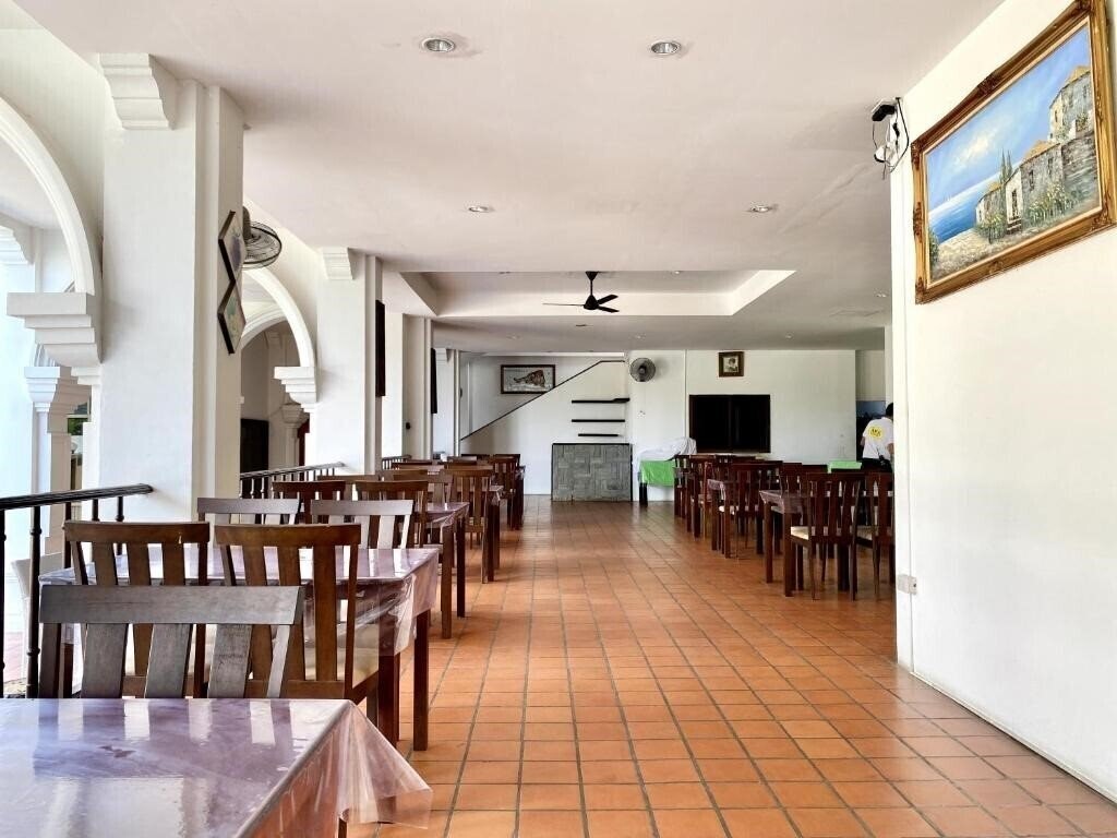 Фотографія H.R.K. Resort 3*