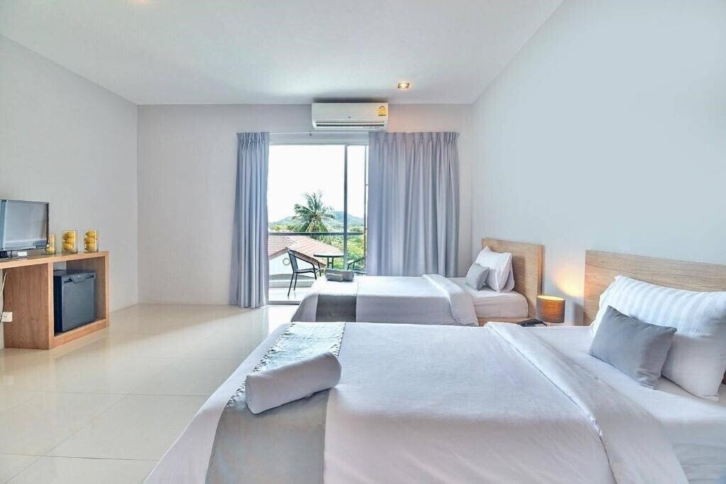 Фотографія Lemonade Phuket 3*