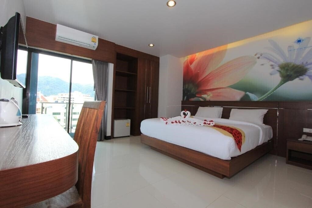 Отель The Crystal Beach Hotel 3*