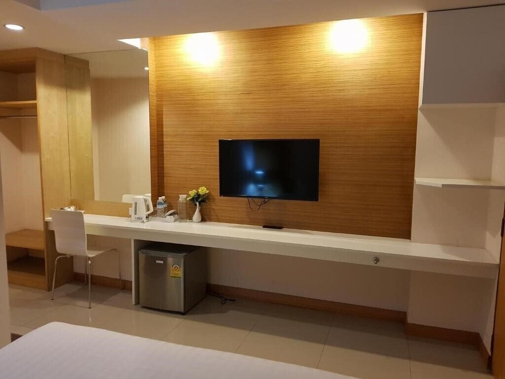 Фотография The Little Nest Phuket Hotel 2*