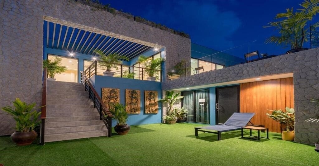 Зображення Peace Blue Naiharn Resort Phuket 3*