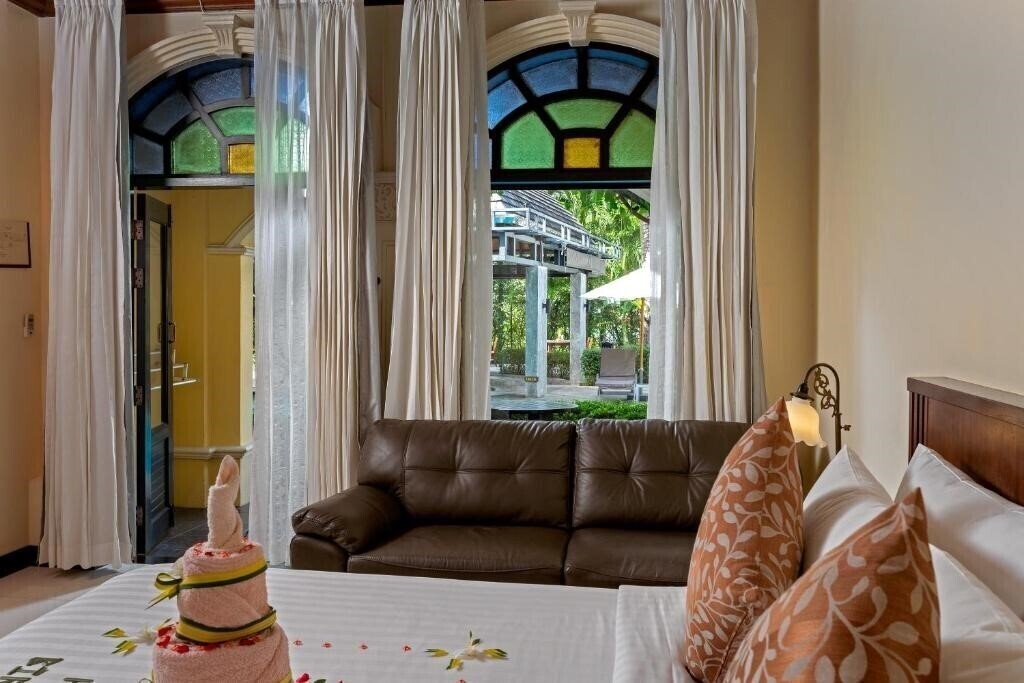 Фото The Front Village Karon Phuket 3*