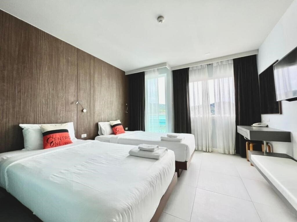 Фото Centro One Patong 3*