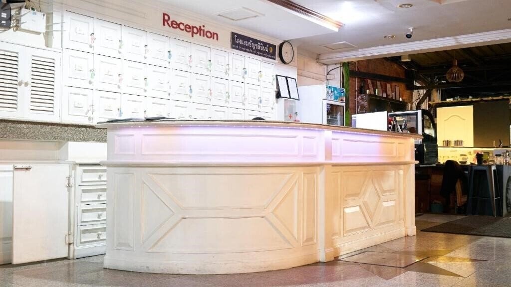 Готель Lime Hotel Patong 3*