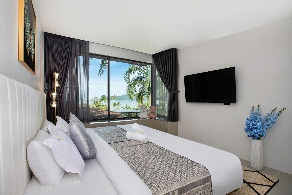 Фото Nariya Bayfront Phuket 4*