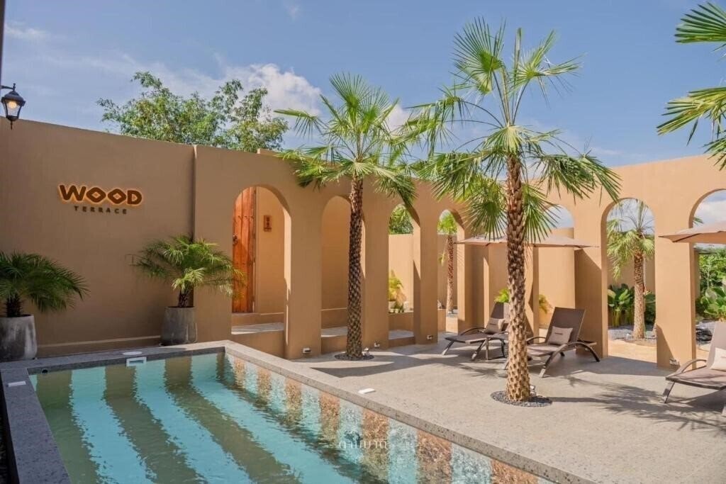 Отель The Wood Terrace 3*