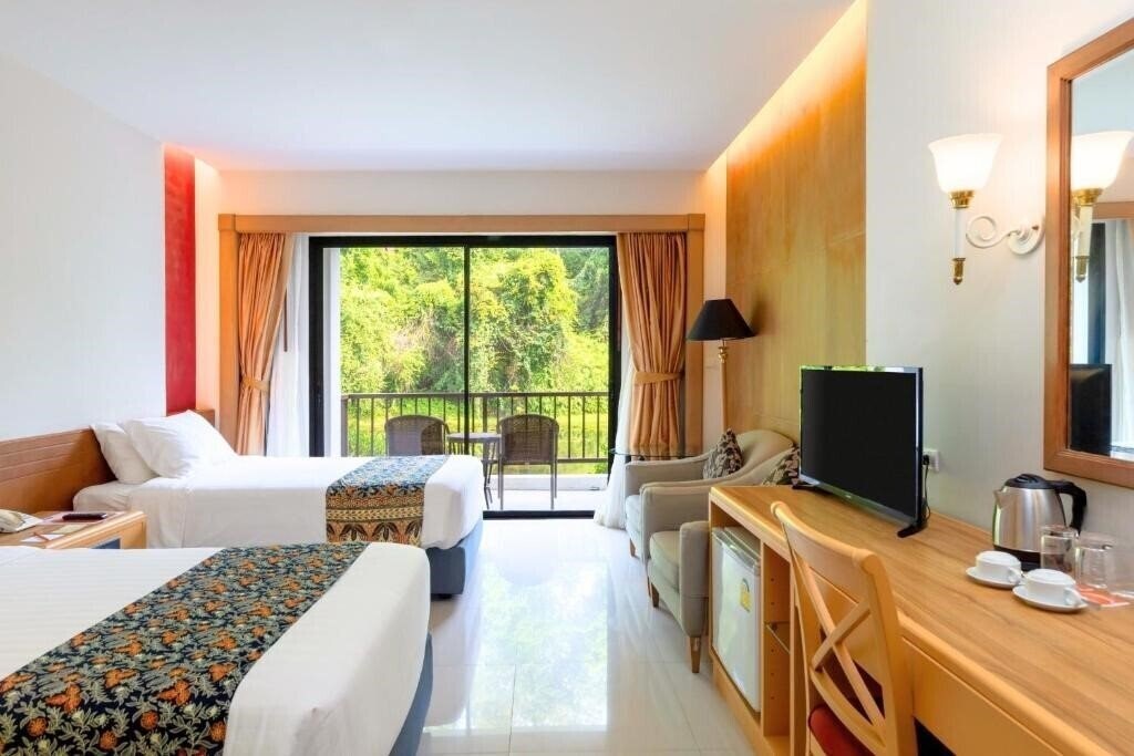 Фото Tinidee Golf Resort 3*