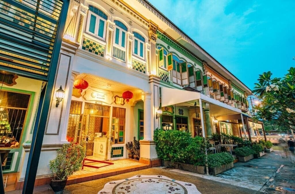 Зображення O’Nya Phuket Hotel 3*