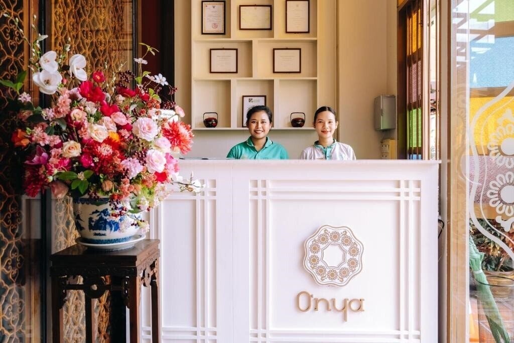 Картинка O’Nya Phuket Hotel 3*
