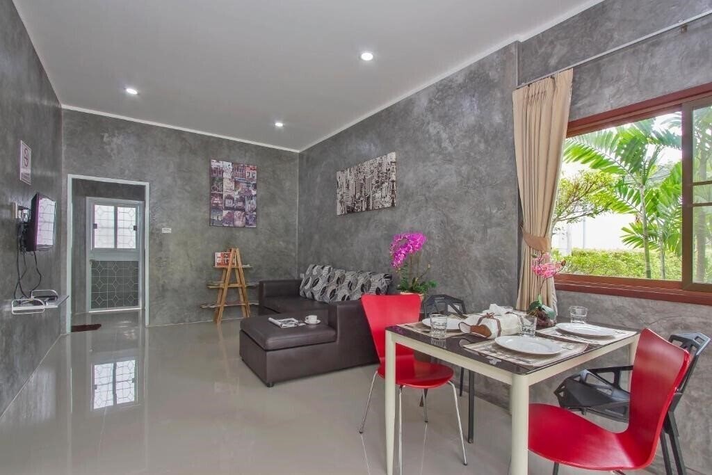 Фотографія Maikhao Home Garden Bungalow 3*