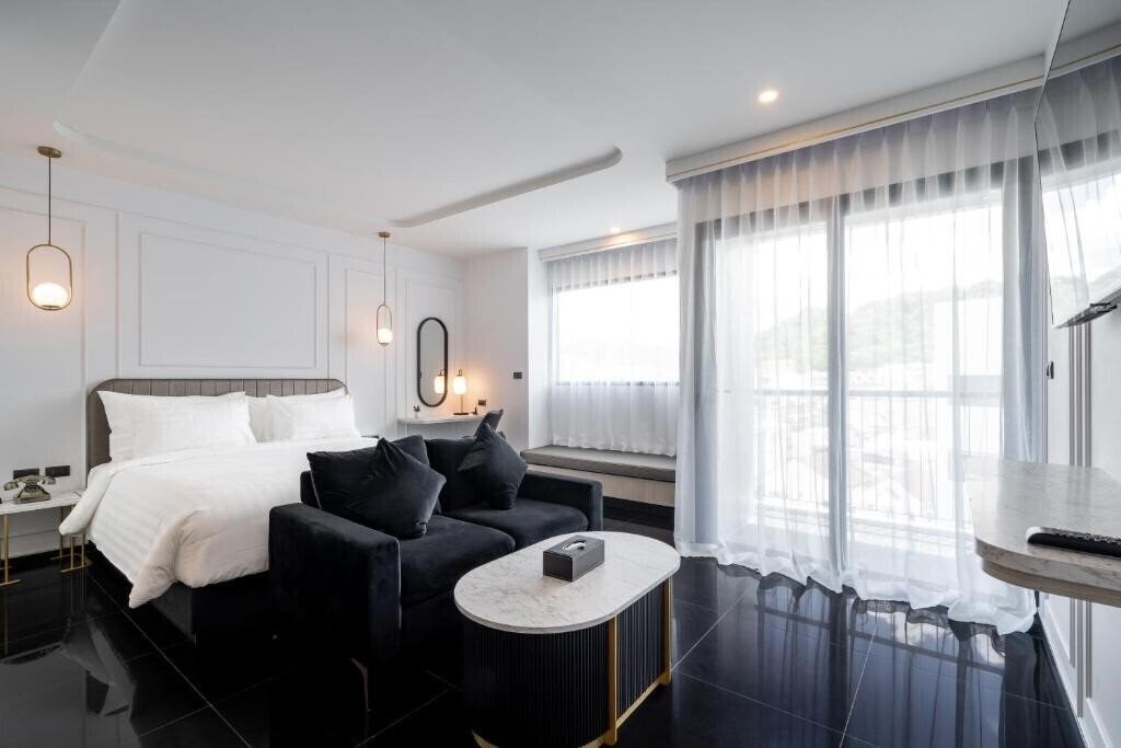 Картинка Ratri Hotel Phuket Old Town 4*