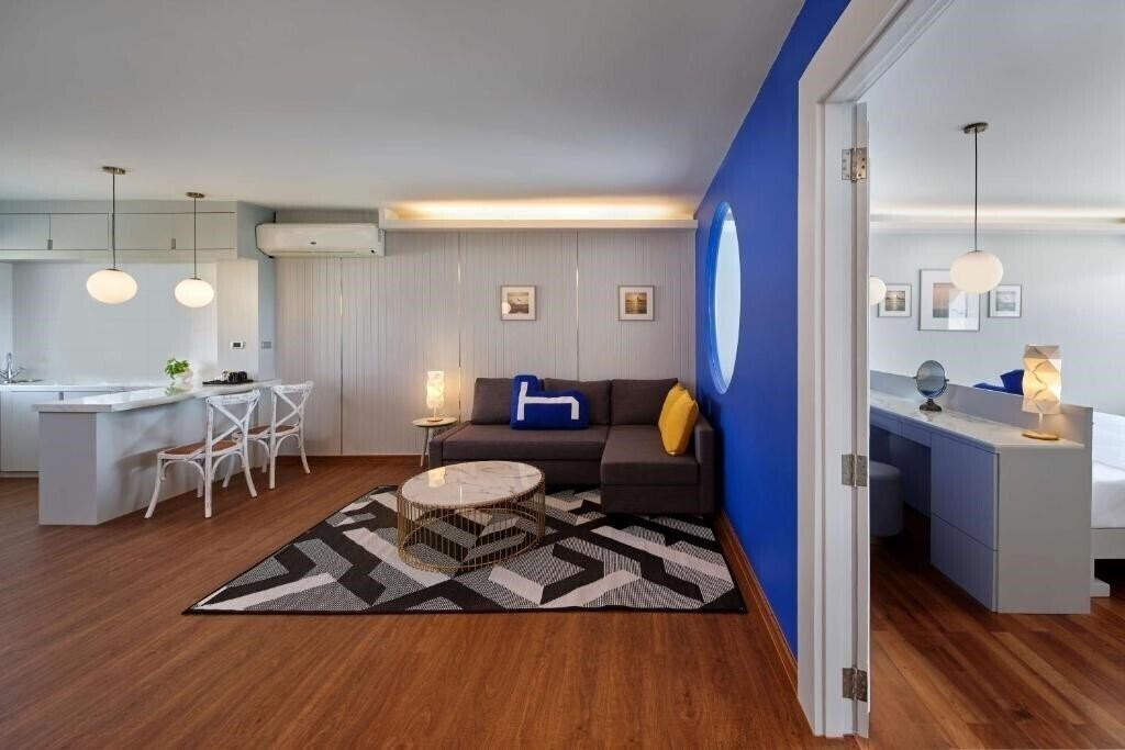 Фотографія Homm Bliss Southbeach Patong 4*