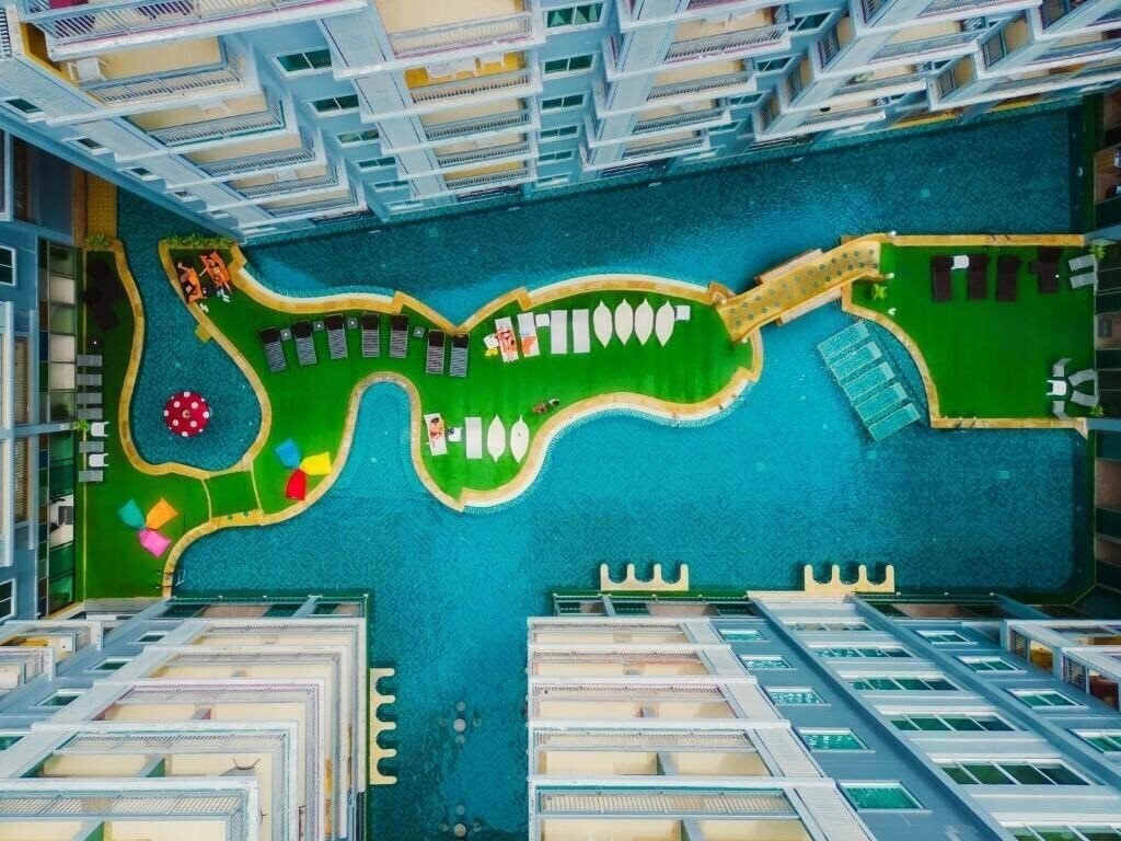 Фотографія Elite Suites Hotel Patong 4*