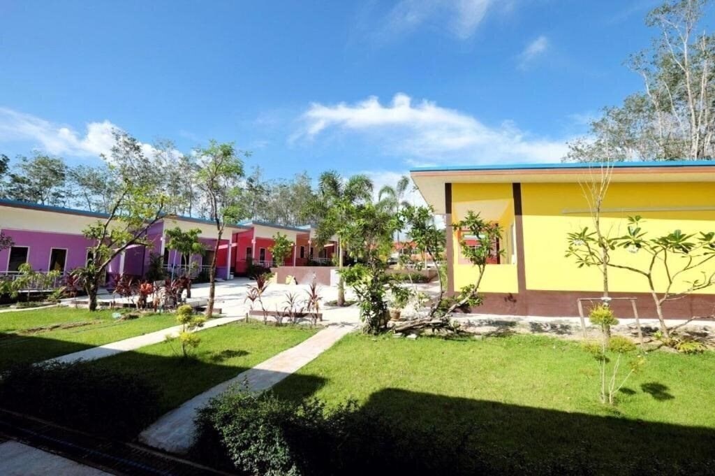 Изображение At Night Airport Resort 3*