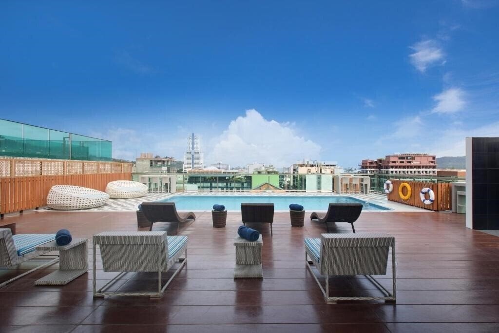 Фотографія Aspira Central Patong 4*