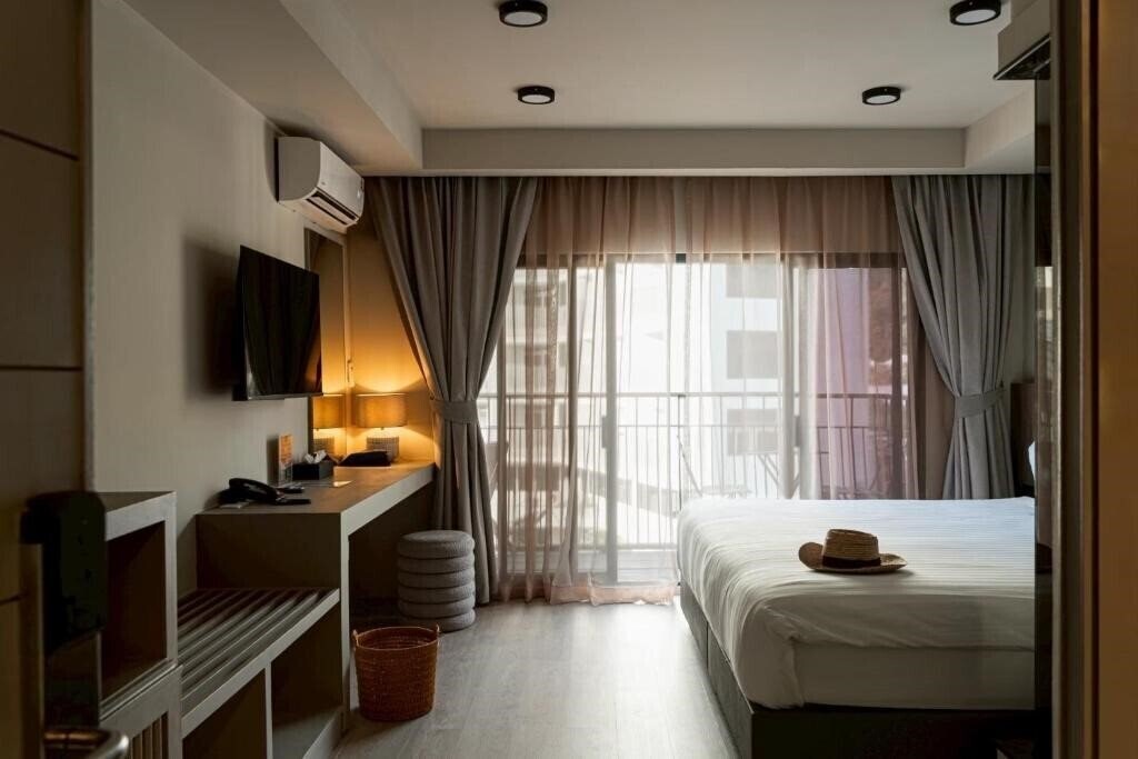 Готель Karon Boutique 3*