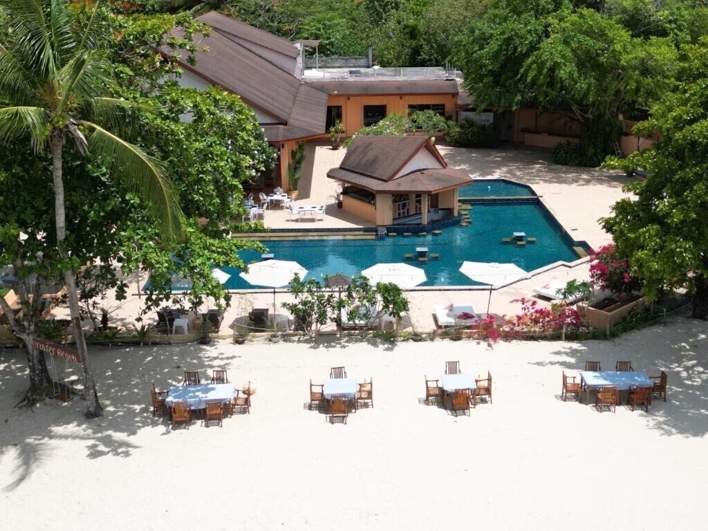 Фотография Cruiser Island Resort by Swiss-Belhotel Koh lon 4*