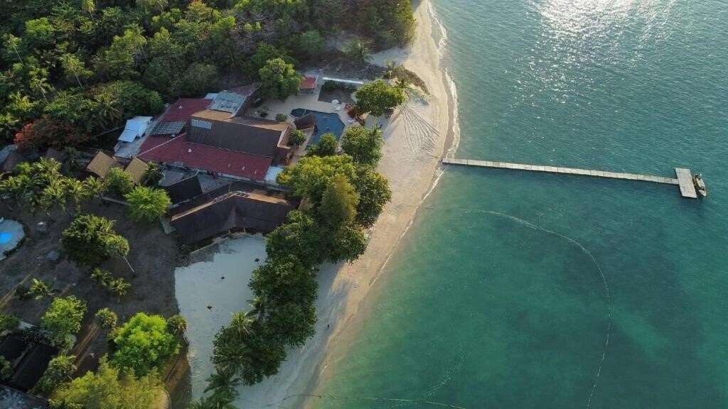 Изображение Cruiser Island Resort by Swiss-Belhotel Koh lon 4*