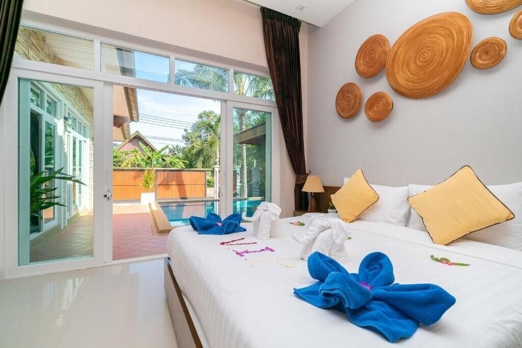 Фото Rawai Private Villas - Pools & Garden 3*