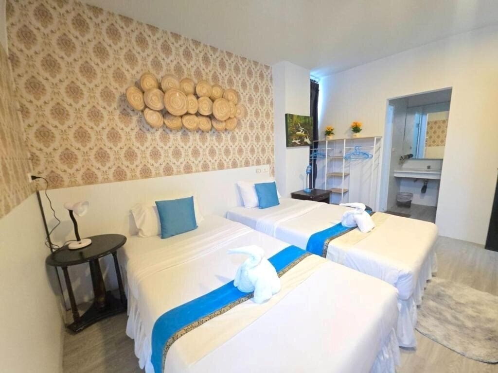 Отель The Nice Patong Hotel 3*