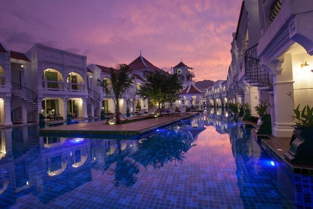 Готель Supicha Pool Access Hotel 5*