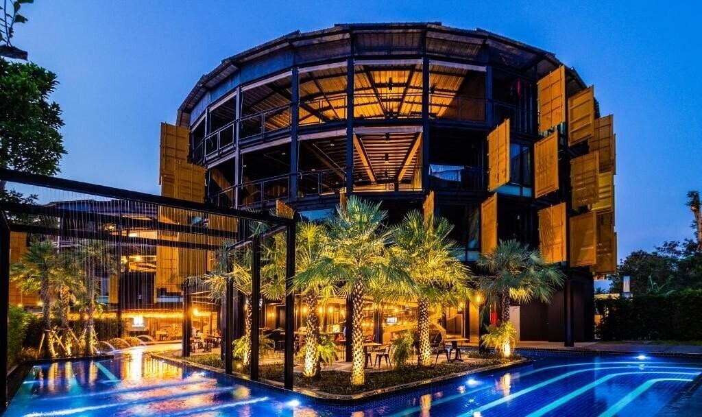 Отель Hivetel Hotel 3*