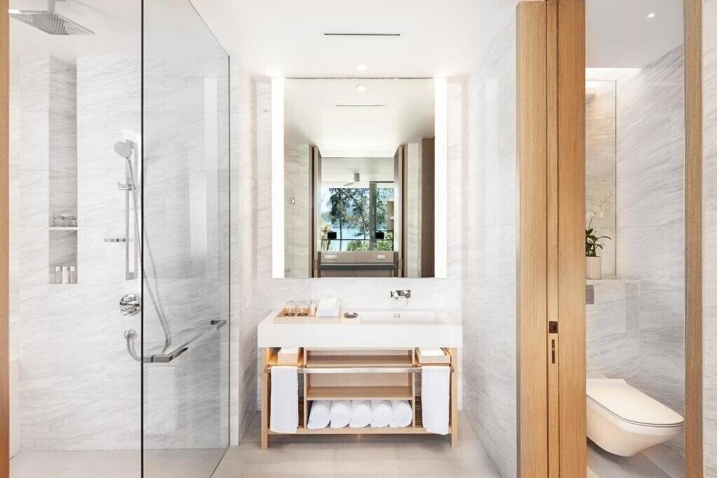 Фото Twinpalms MontAzure Phuket 5*