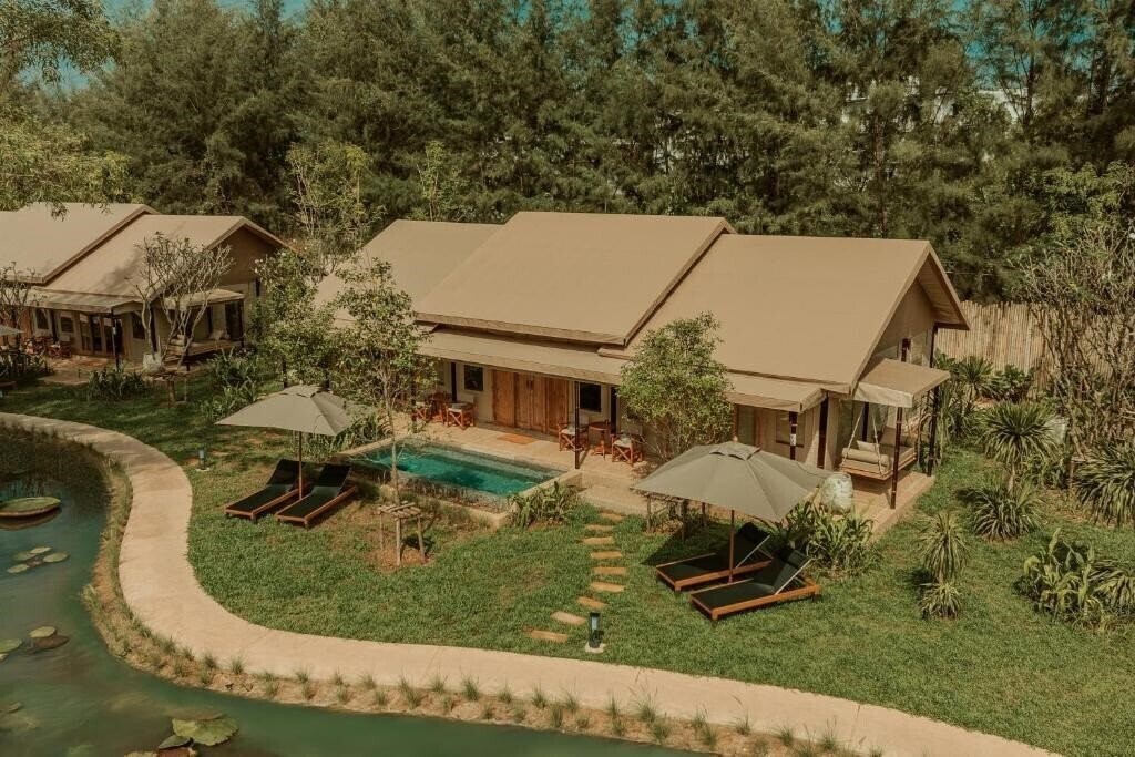 Готель Twinpalms Tented Camp Phuket 5*