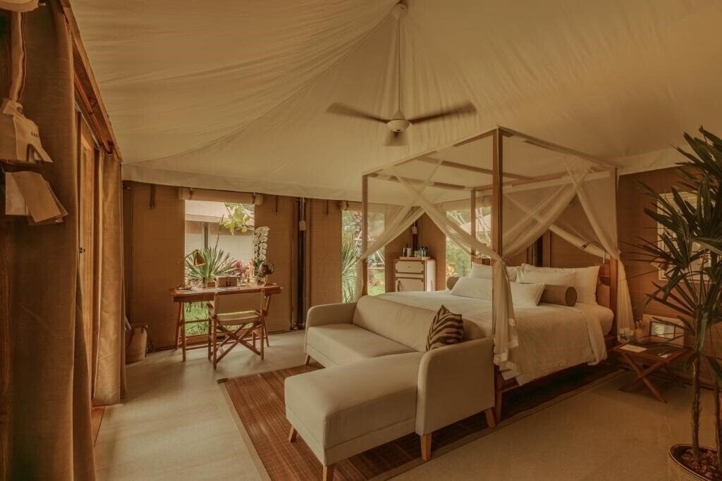 Фото Twinpalms Tented Camp Phuket 5*