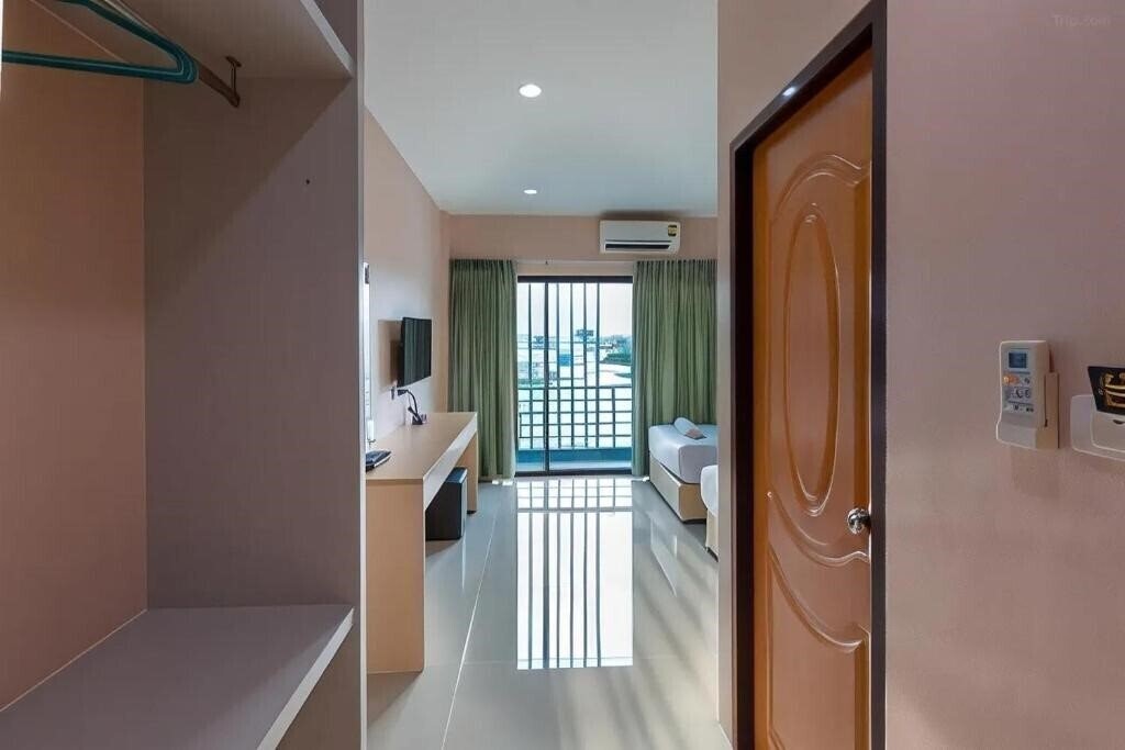 Фотография JJ Residence Phuket Town 3*
