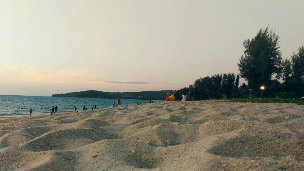 Отель Bangtao Beach Chalet 4*