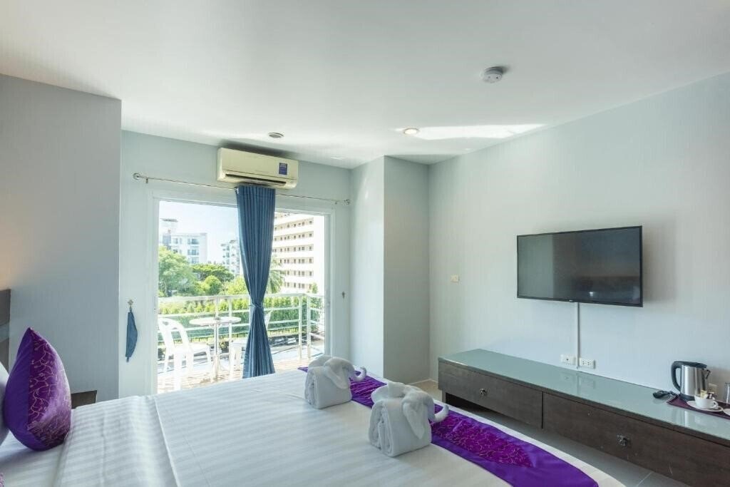 Фото The Great Hotel Patong 3*