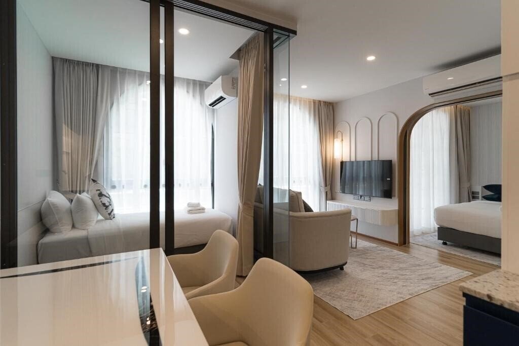 Фотографія The Above Element Hotel 5*