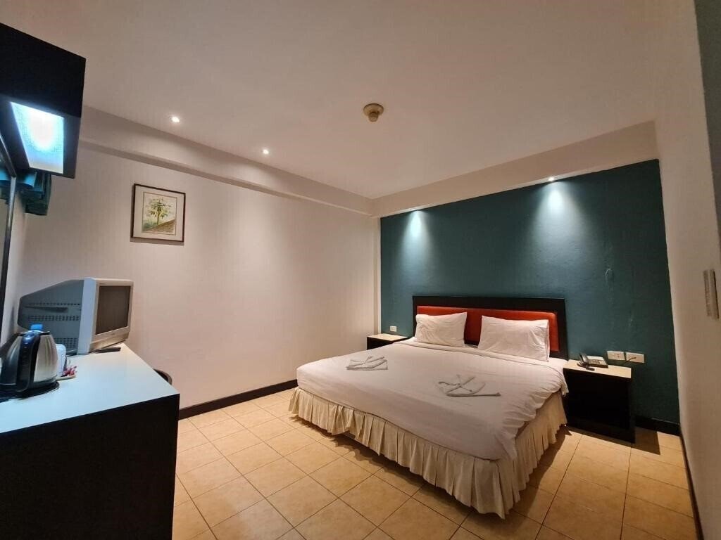 Фотографія Desa Phuket 3*