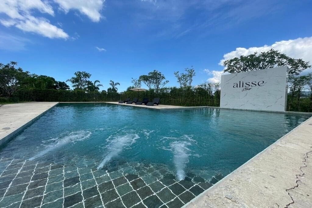 Готель Alisse Stay Phuket Layan 3*