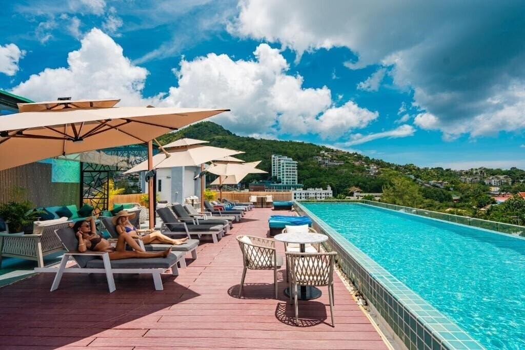 Готель Ratana Platinum Resort Kamala 4*