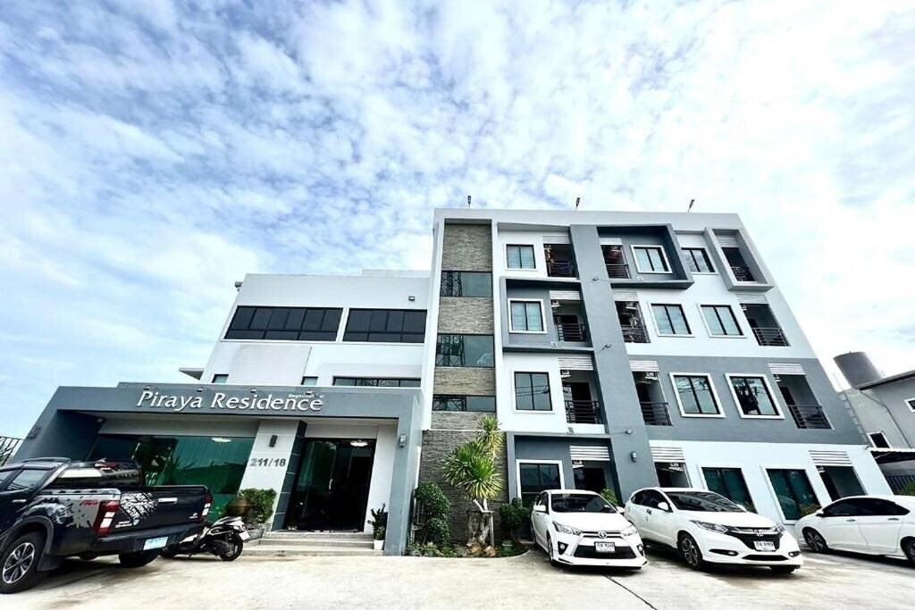Готель De Piraya Residence 3*