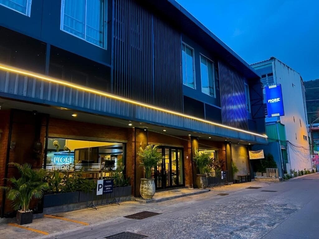Отель More Patong Hotel 3*