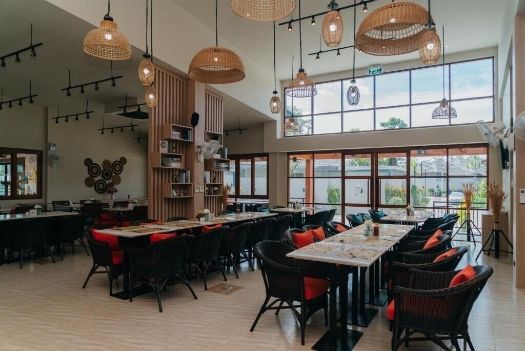 Зображення Love Rawai Hotel 3*