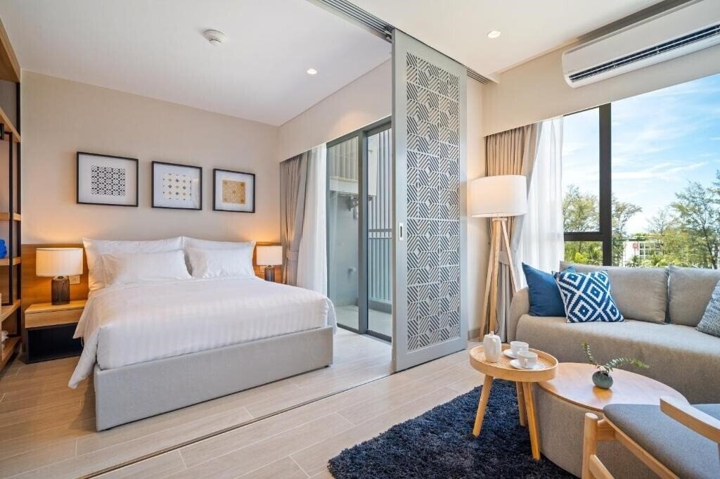 Фото Laguna Lakeside Residences 4*