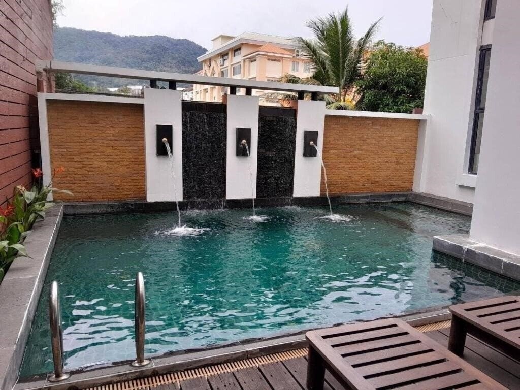 Готель My Hotel Phuket 3*