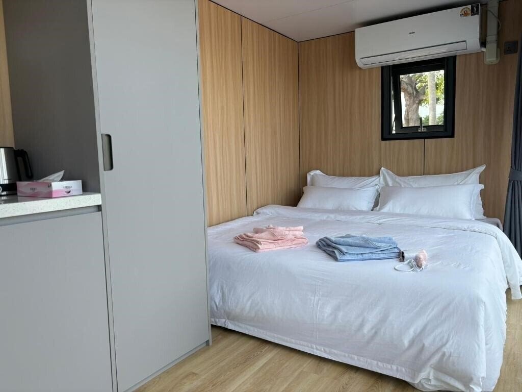 Отель Space House Hotel Phuket 4*