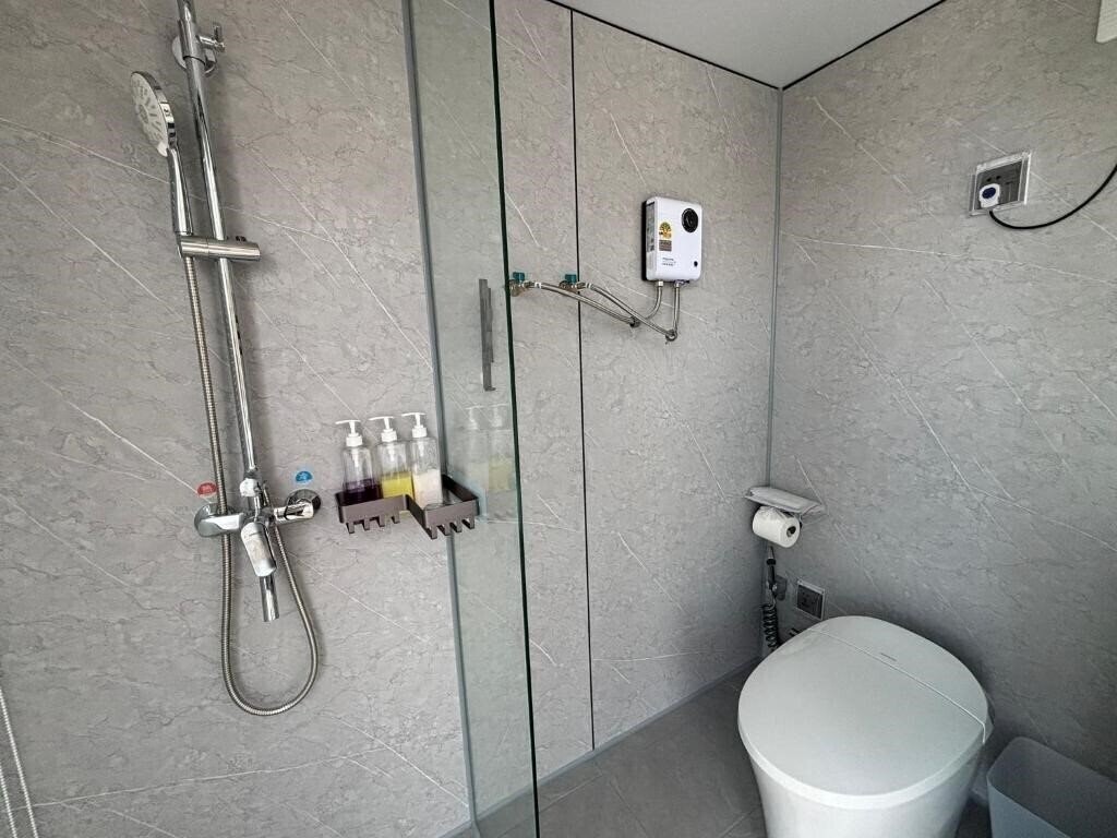 Фото Space House Hotel Phuket 4*