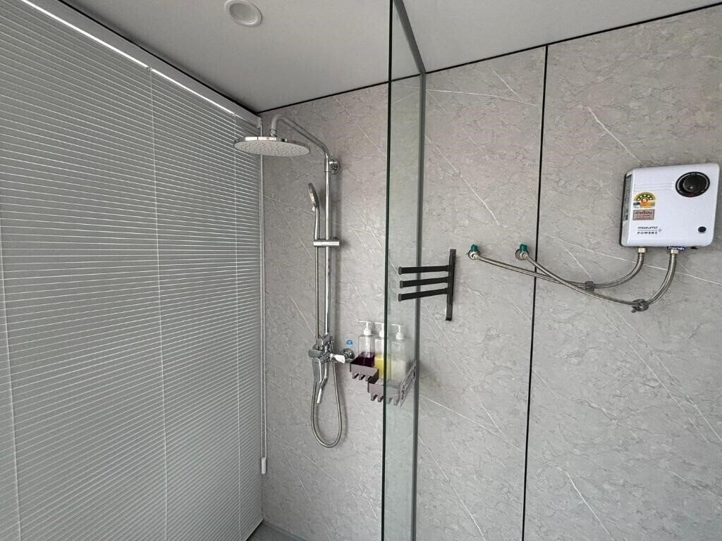 Картинка Space House Hotel Phuket 4*