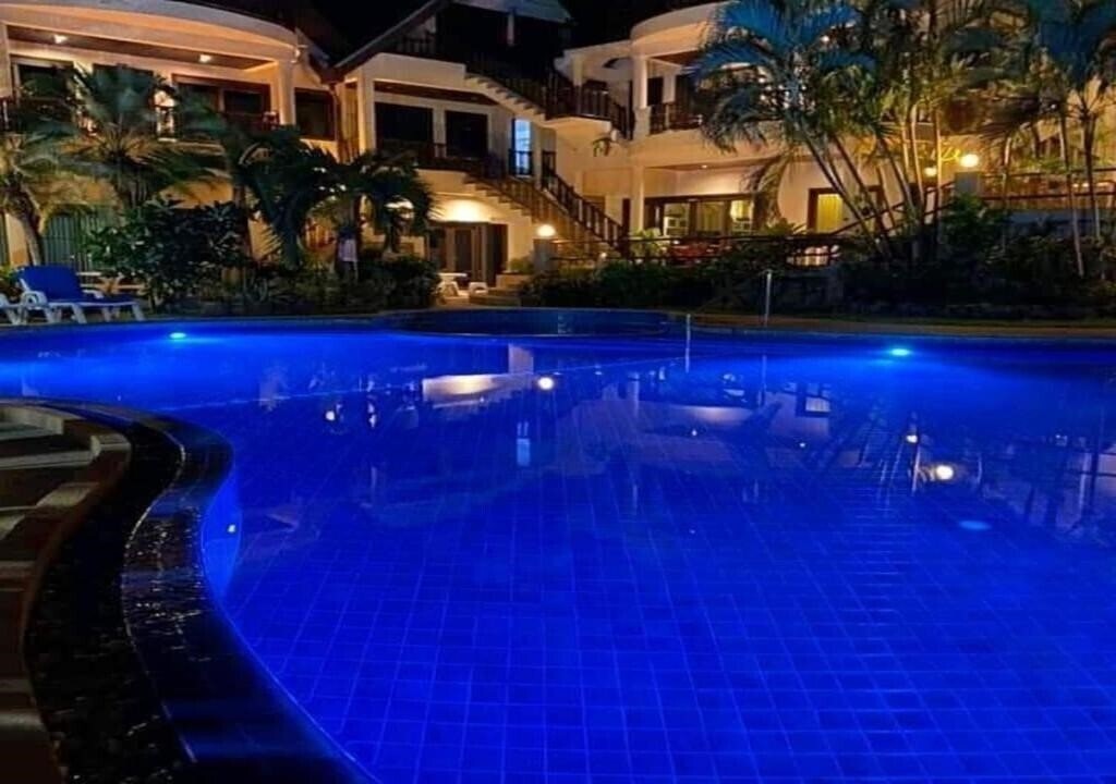 Готель Beverly Hills Villa Patong 4*