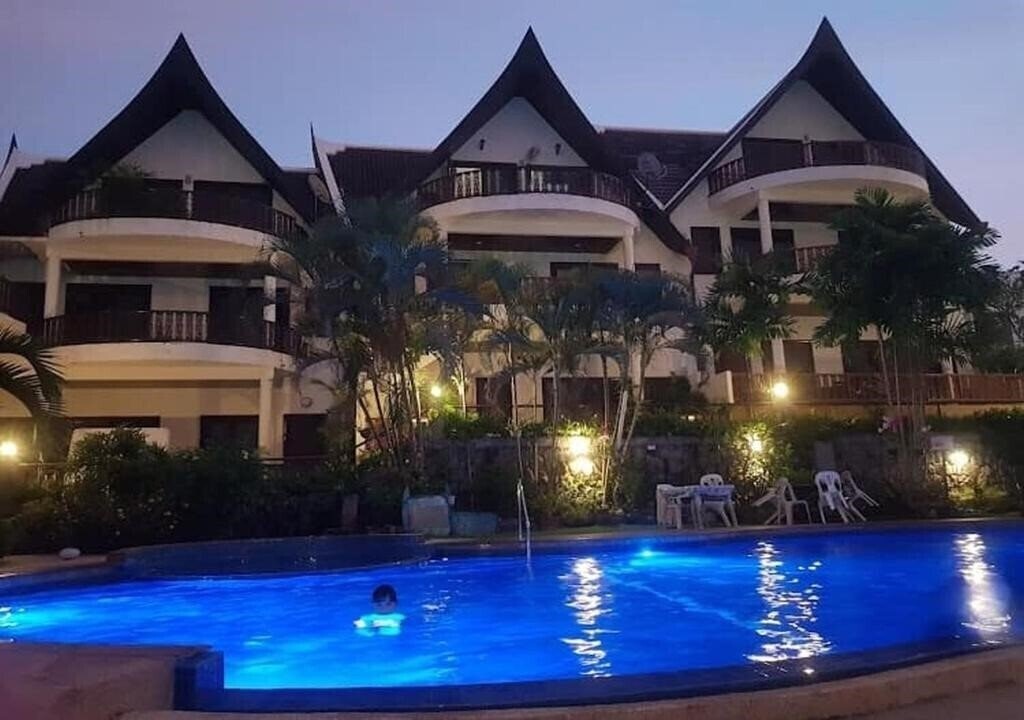 Фото Beverly Hills Villa Patong 4*