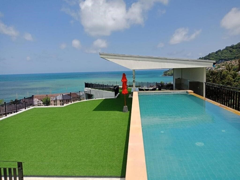 Фото Rossarin Sea View Patong 4*