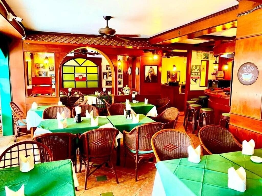Зображення Grillhutte Patong 3*