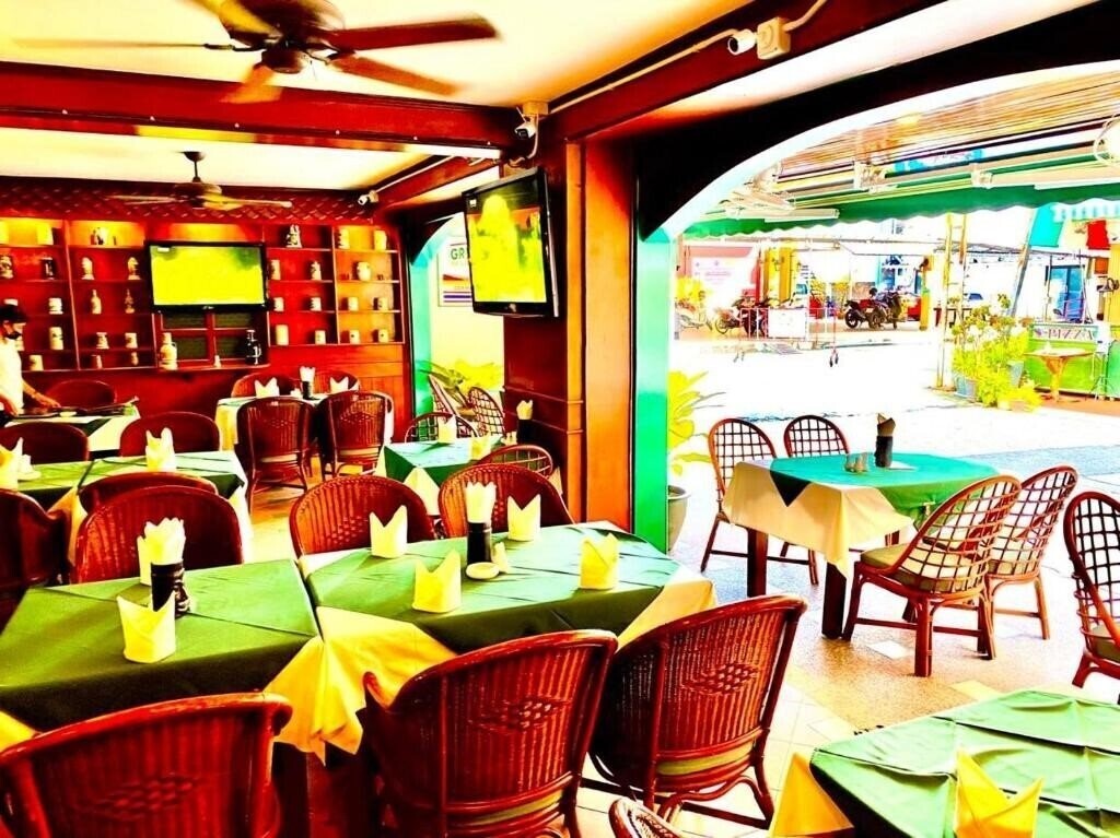 Картинка Grillhutte Patong 3*